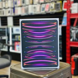 iPad Pro 6th Gen 12.9 Inch 