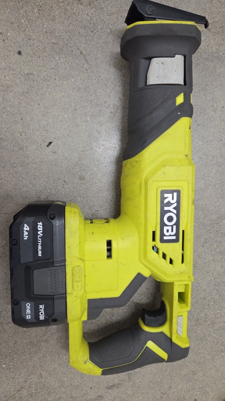 Cordless RYOBI SAWZAW