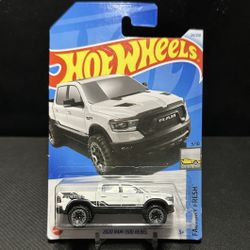 Hot Wheels - Factory Fresh 