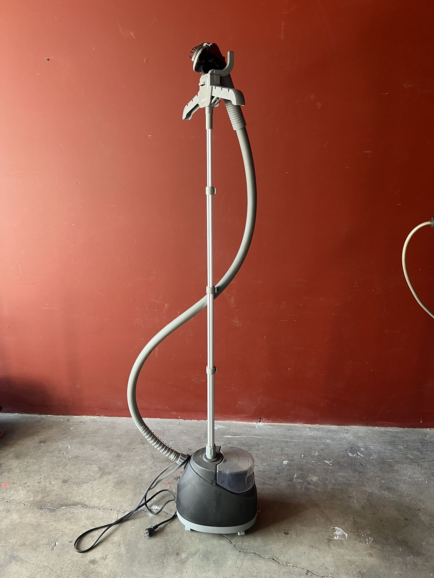 Clothes Steamer
