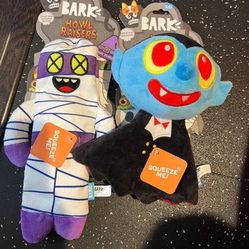 NEW 2 Bark Vampire & Mummy Halloween Stuffed Dog Toy Plush squeak