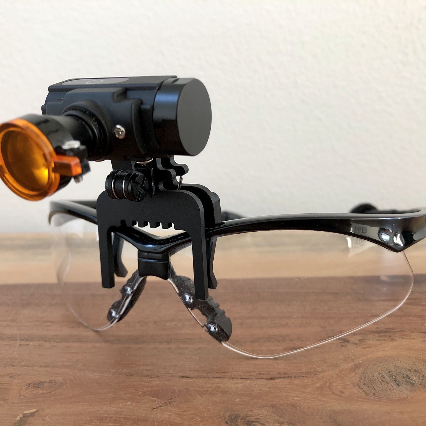Novae Wireless Mini Dental Loupe Headlight NOT Orascoptic Spark Surgitel Lumadent Schultz Designs Vision Ultralight Q-Optics Hu-Friedy Firefly