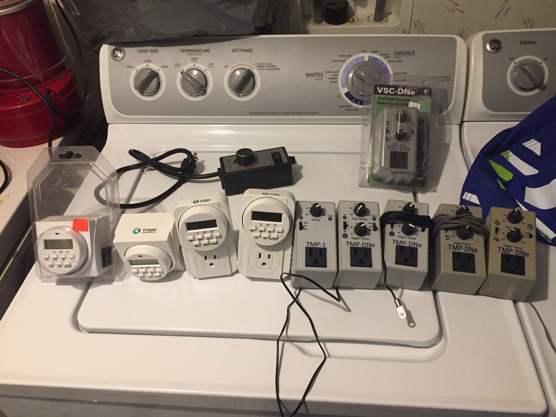 Grow equipment timers , fan controllers , day and night temp controllers