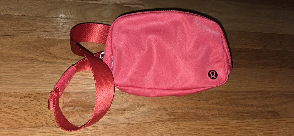 Lululemon Hip Bag