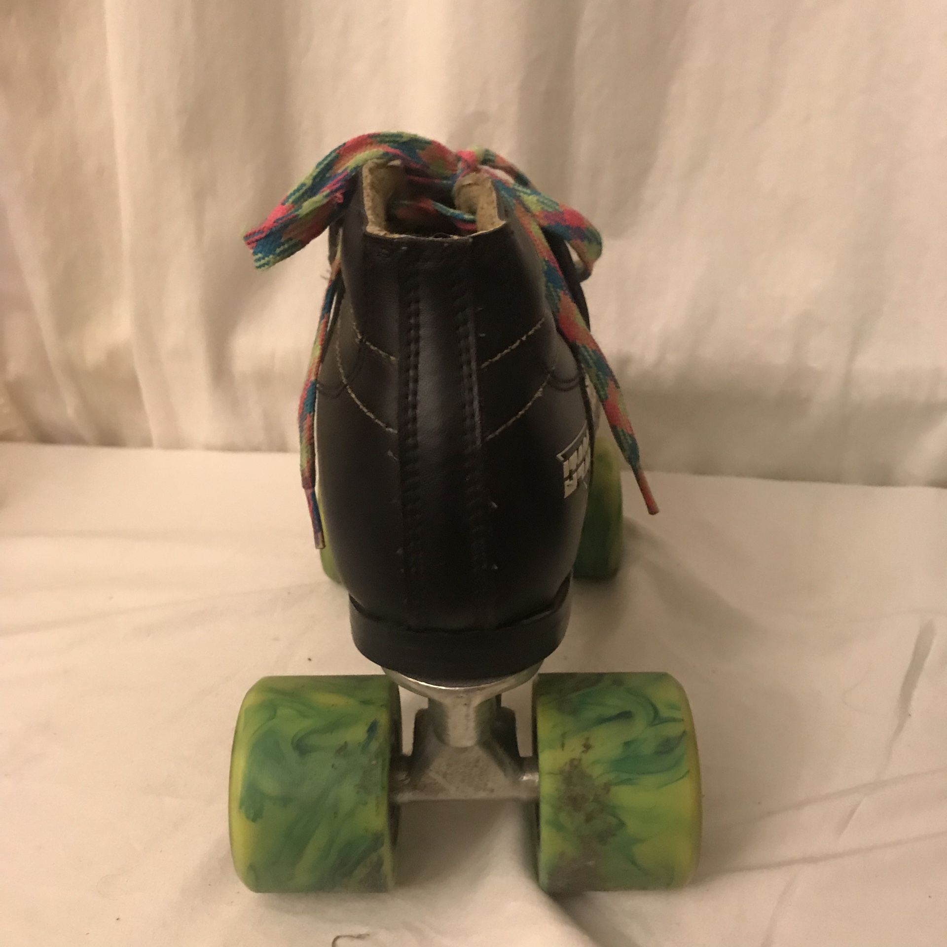 Rare Vintage LT429 Women’s Fire Starter Invader 5L/5R Roller Skates