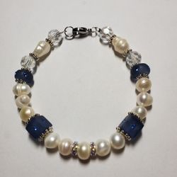 Handmade Freshwater Pearls Bracelet 