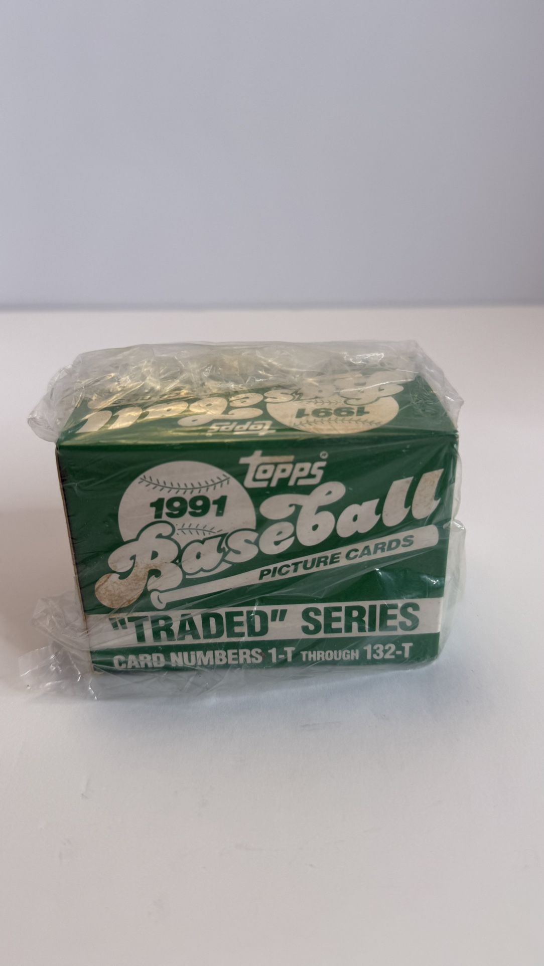 1991 Topps Traded Baseball Complete Set T-1 To T-132 Cards Are NM -M Condition.