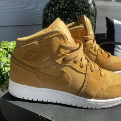Jordan 1 Retro Mid (Golden Harvest)