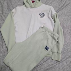 Abercrombie Top/bottom Set
