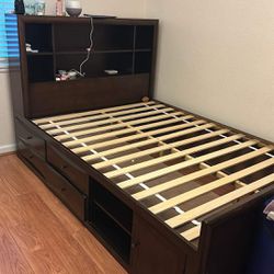 Full Size Bed With Desk And Hutch 