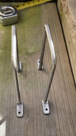 Stainless steel set of deep handles