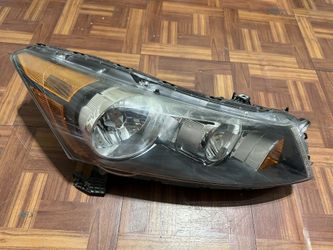 2008-2012 Honda Accord Headlight 