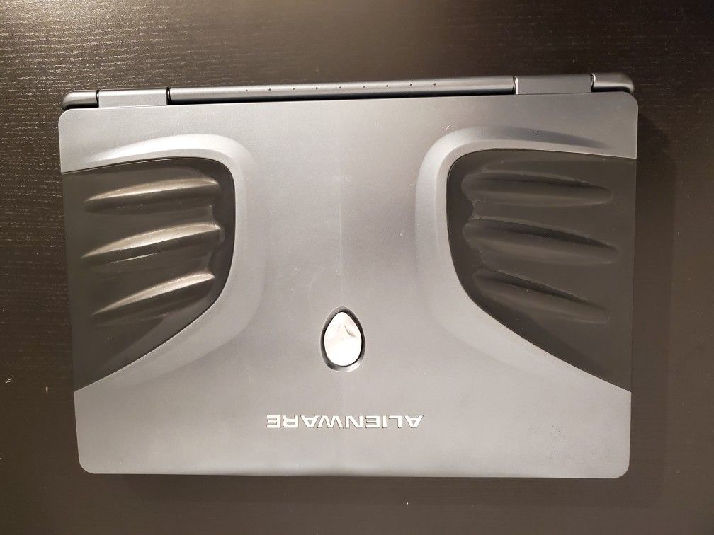 Alienware Area 51M 5700 Laptop Vintage Working!