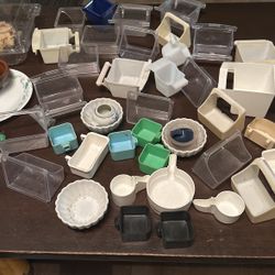 Birds Cage Accessories Food Despensor Water Dispenser Net Hooks And Etc