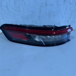 2023 Jeep Grand Cherokee Left Tail Light