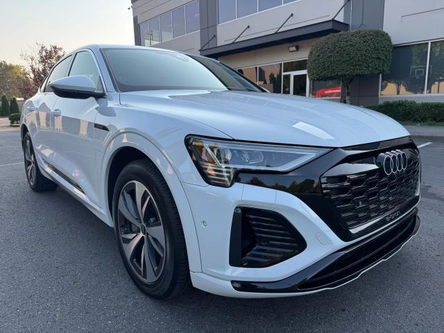 2024 Audi Q8 Sportback e-tron