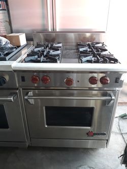 WOLF PROFESSIONAL STOVE 30" STAINLESS STEEL