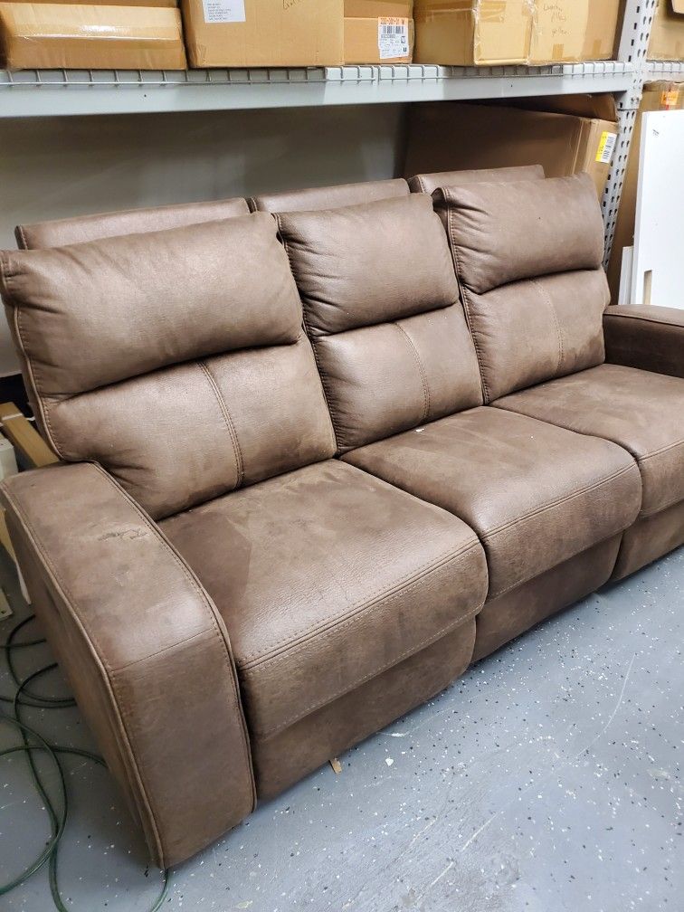 Microfiber Sofa With Manual Recliners 500.00 for Sale in Bakersfield, CA OfferUp
