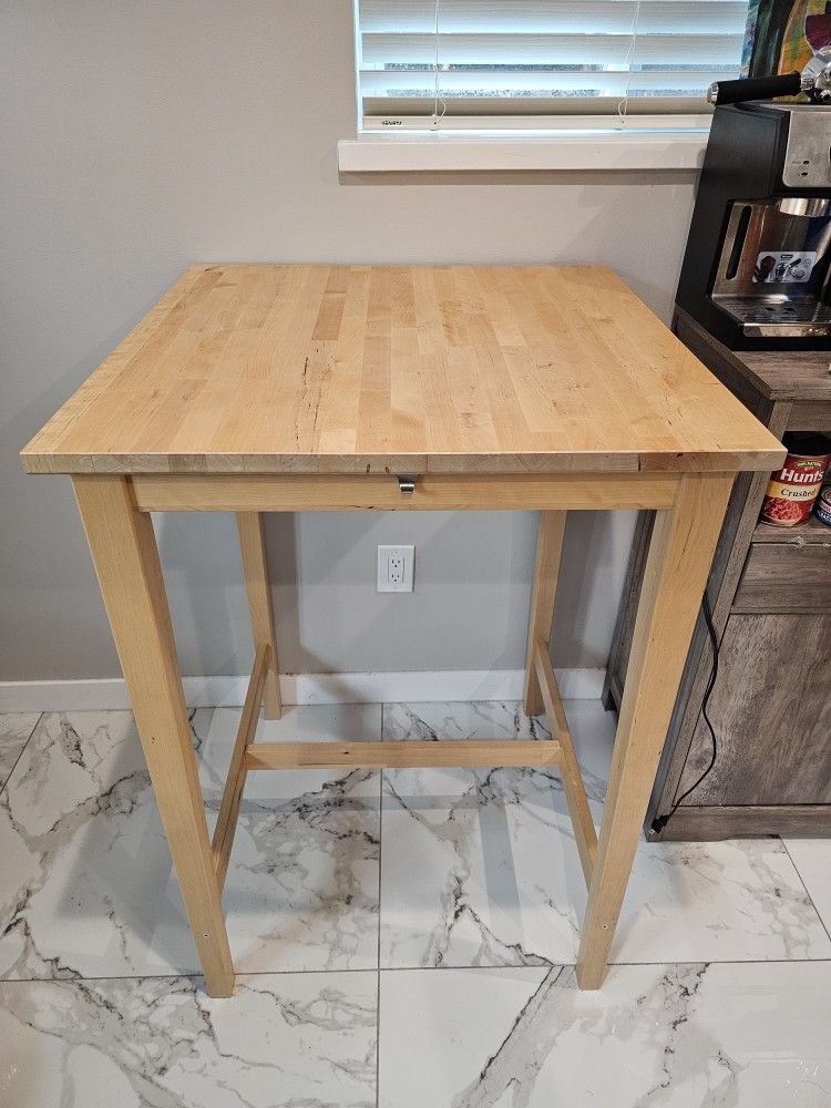 Bar Table