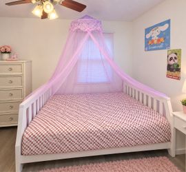 Full size bed