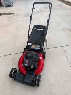 Briggs and Stratton self propelled lawnmower