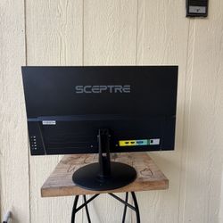 Small Monitor Used For Gaming