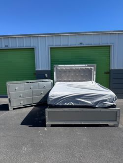Queen bed with dresser