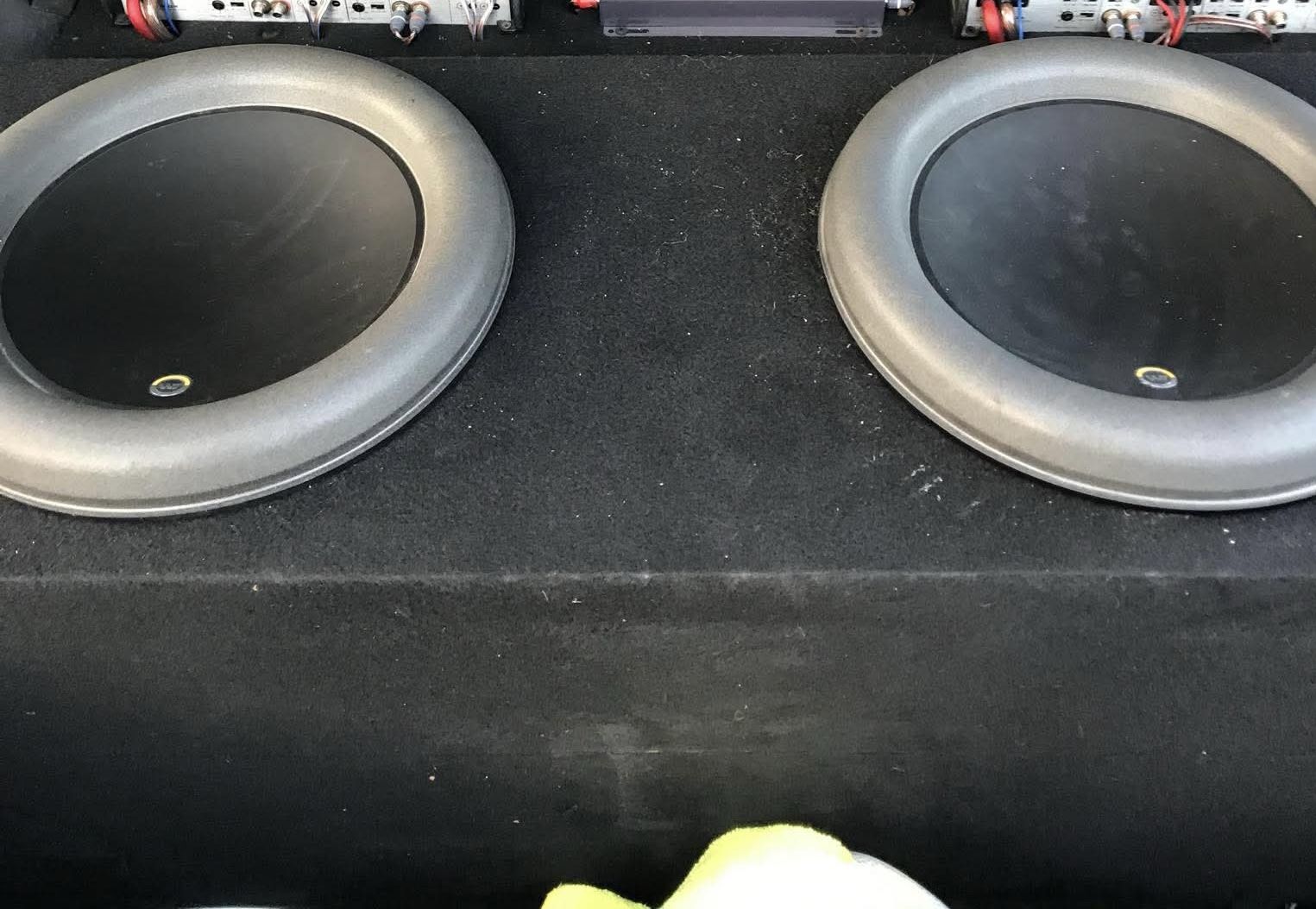 JL Audio 13W7AE 13.5 Subwoofers.