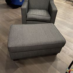 Single Sofa Chair With Ottoman