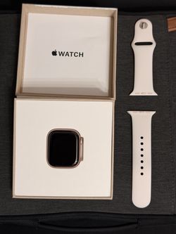 NEW Apple watch 11 - 42mm GPS - With AppleCare