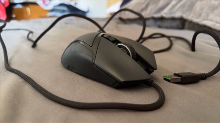 Razor Basilisk v2