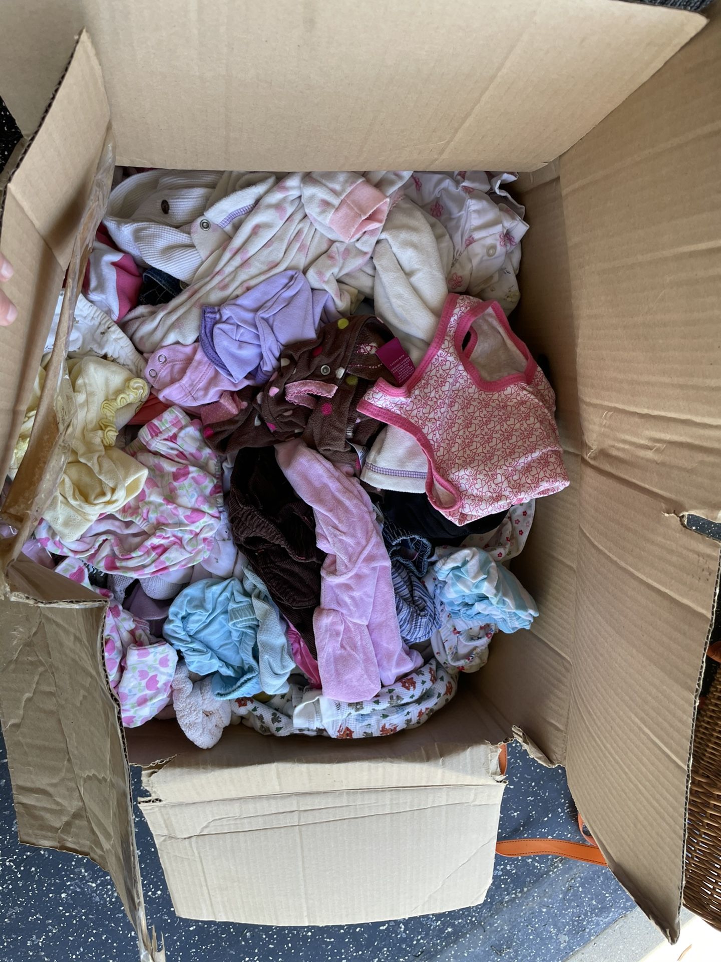 Kid Clothing Lot - 0-9  Month Variety 