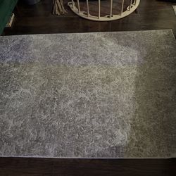 Area rug 61x91 in