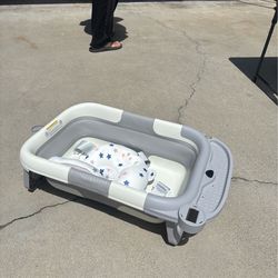 Baby bathtub