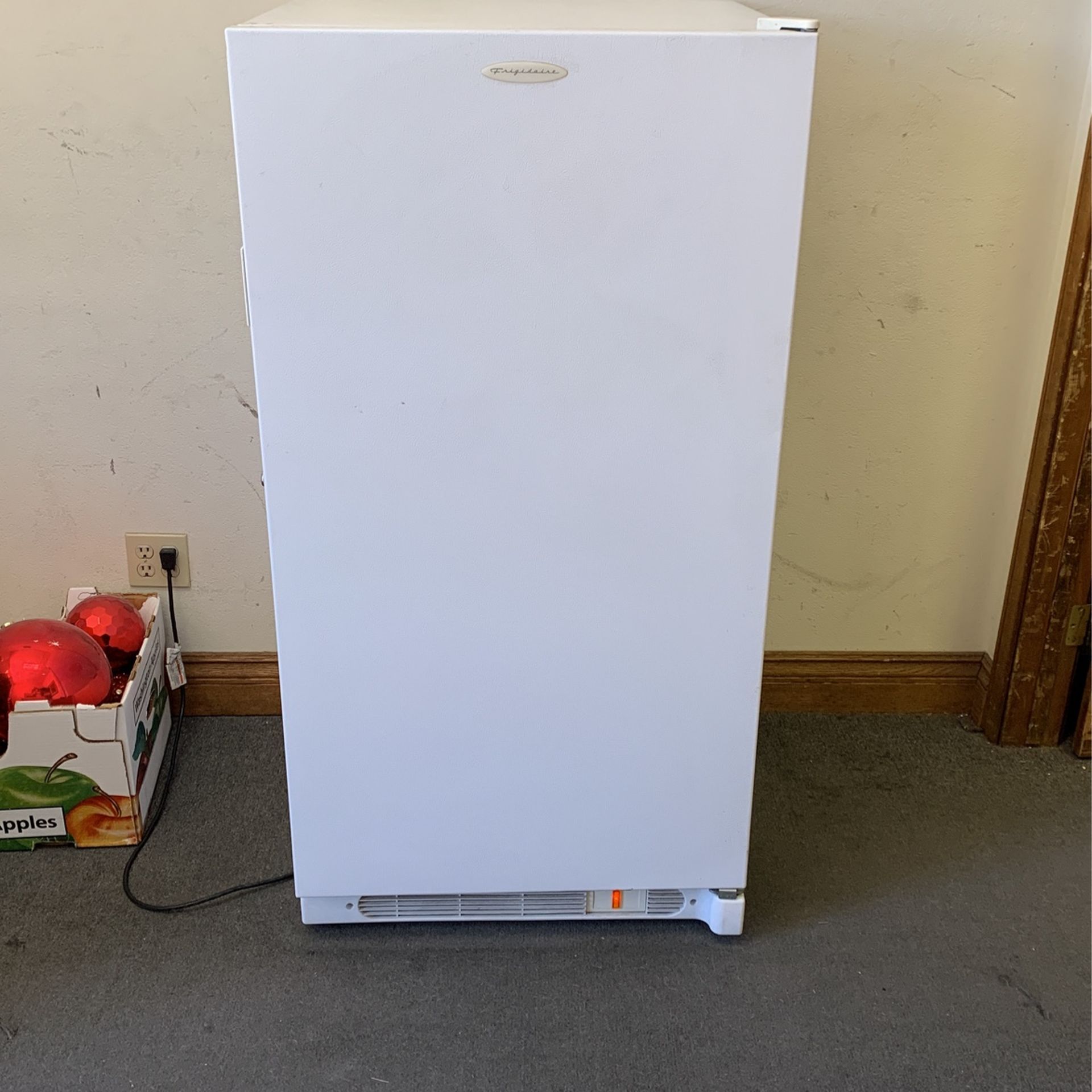 55inch Tall Chest Freezer (10 Delivery) for Sale in Las Vegas, NV
