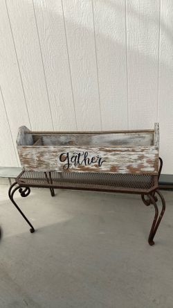 Wood Farmhouse Decor