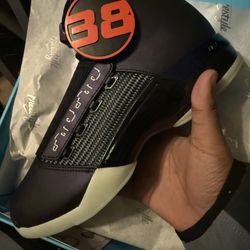 Air Jordan Retro 17 Doernbecher