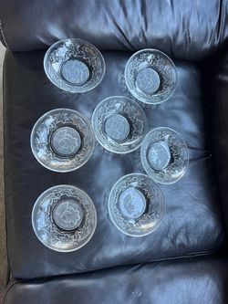 Desert bowls set 15 Dlrs