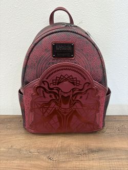 Scarlet Witch lounge fly bag