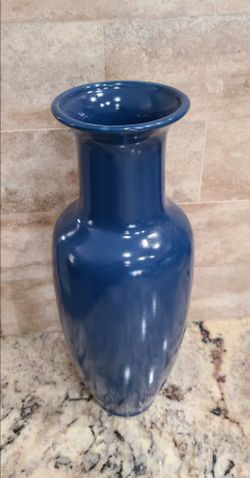 Handmade Mid-Century Cobalt Blue Flower Vase