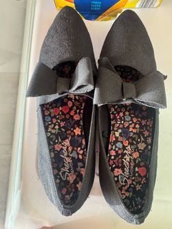 Skecher pointy flats