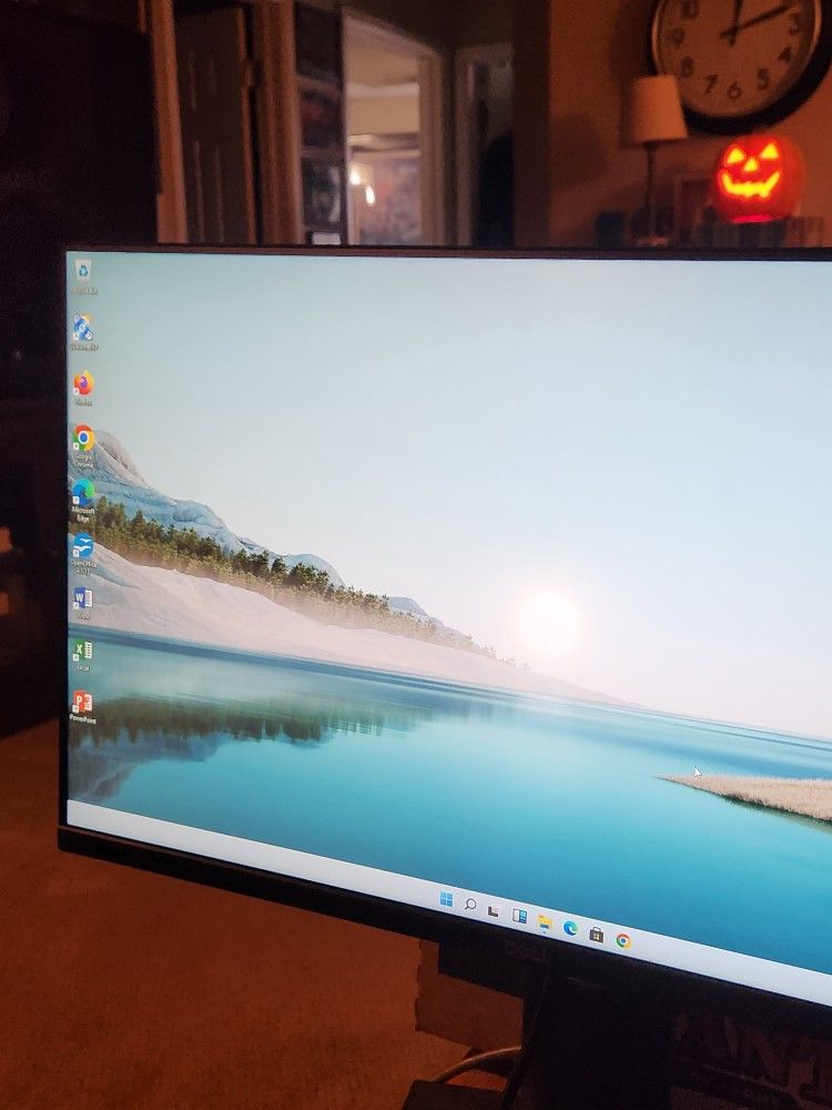 Windows 11 Complete Computer System Wi-Fi I3 710 8GB Ram SSD 24-in LCD Office Fully Updated