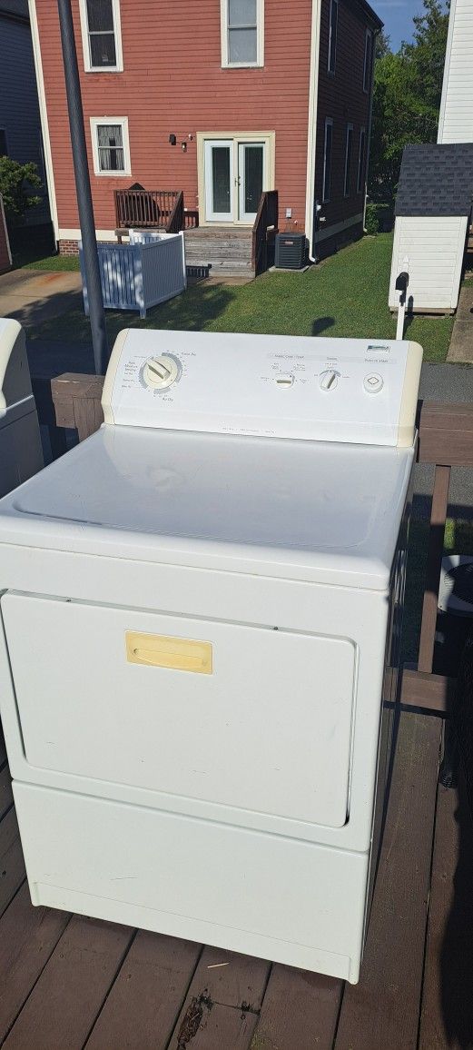 Kenmore Elite Washer And Dryer Set.