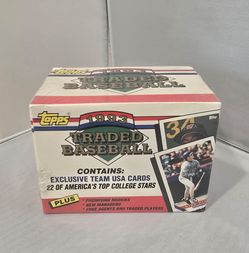⚾️ FOR SALE: 1993 Topps Traded Baseball Complete Set (Factory Sealed) ⚾️
