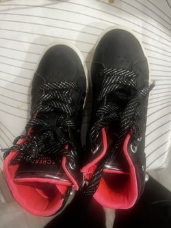 Shoe