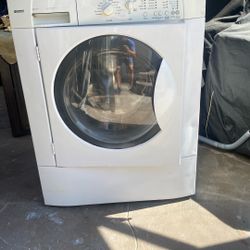 Washer Kenmore  Front loader 
