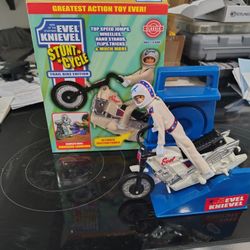 Evil Knievel Stunt Cycle