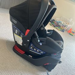 Britax B-Safe Ultra Infant Car Seat & Base with Safe Latch Installation