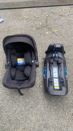 Nuno car seat like new