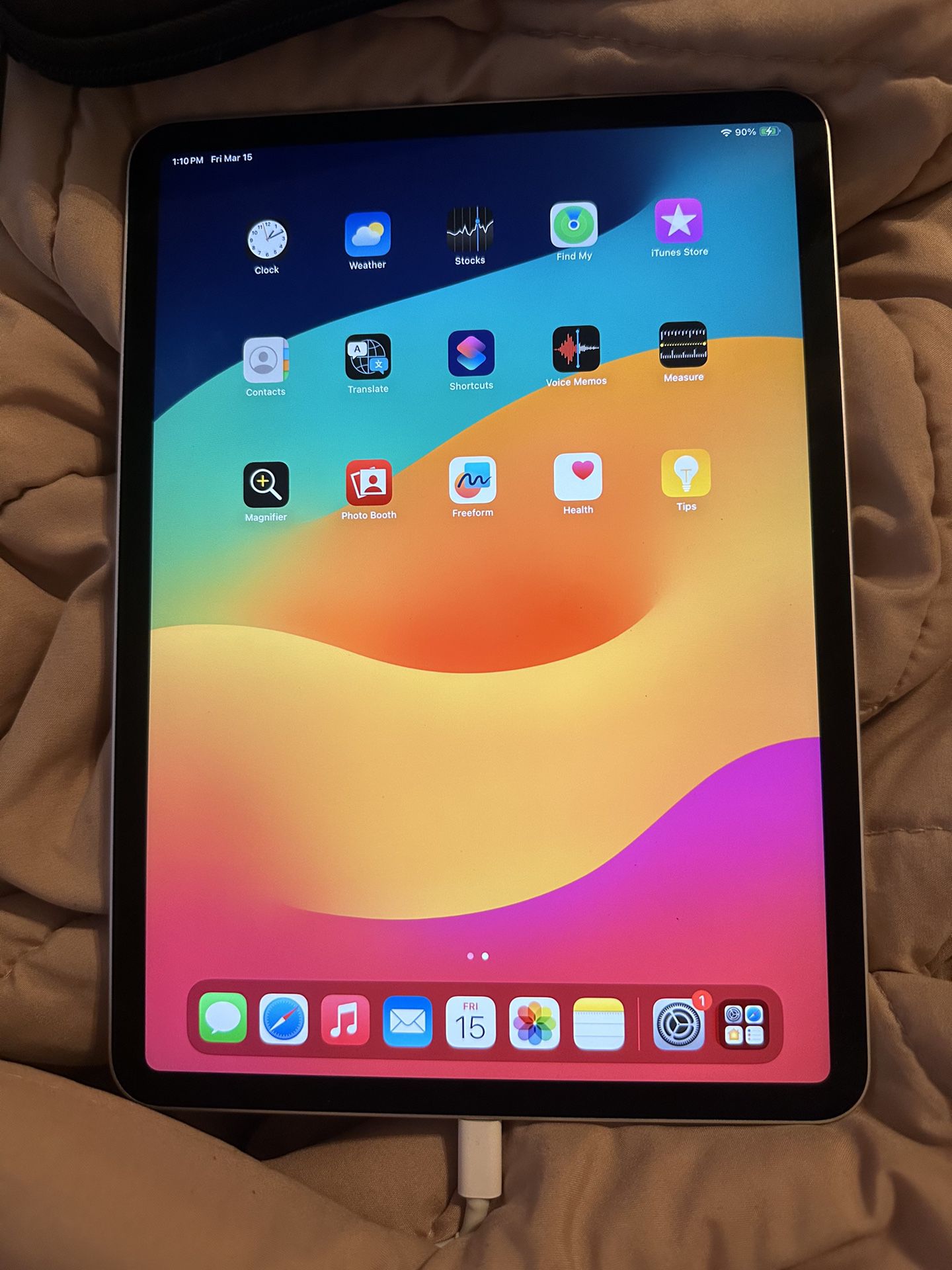 iPad Air 4 Wi-Fi 256gb Comes With Keyboard And Case Open To Trades Game Collection 